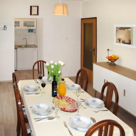 Feriehus Holiday Home Milena - Mvn254 Motovun